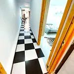 Elegant 3 Bedrooms, Wifi Free *