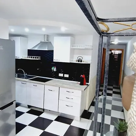 Hébergement de vacances Elegant 3 Bedrooms, Wifi Free Costa Adeje (Tenerife)